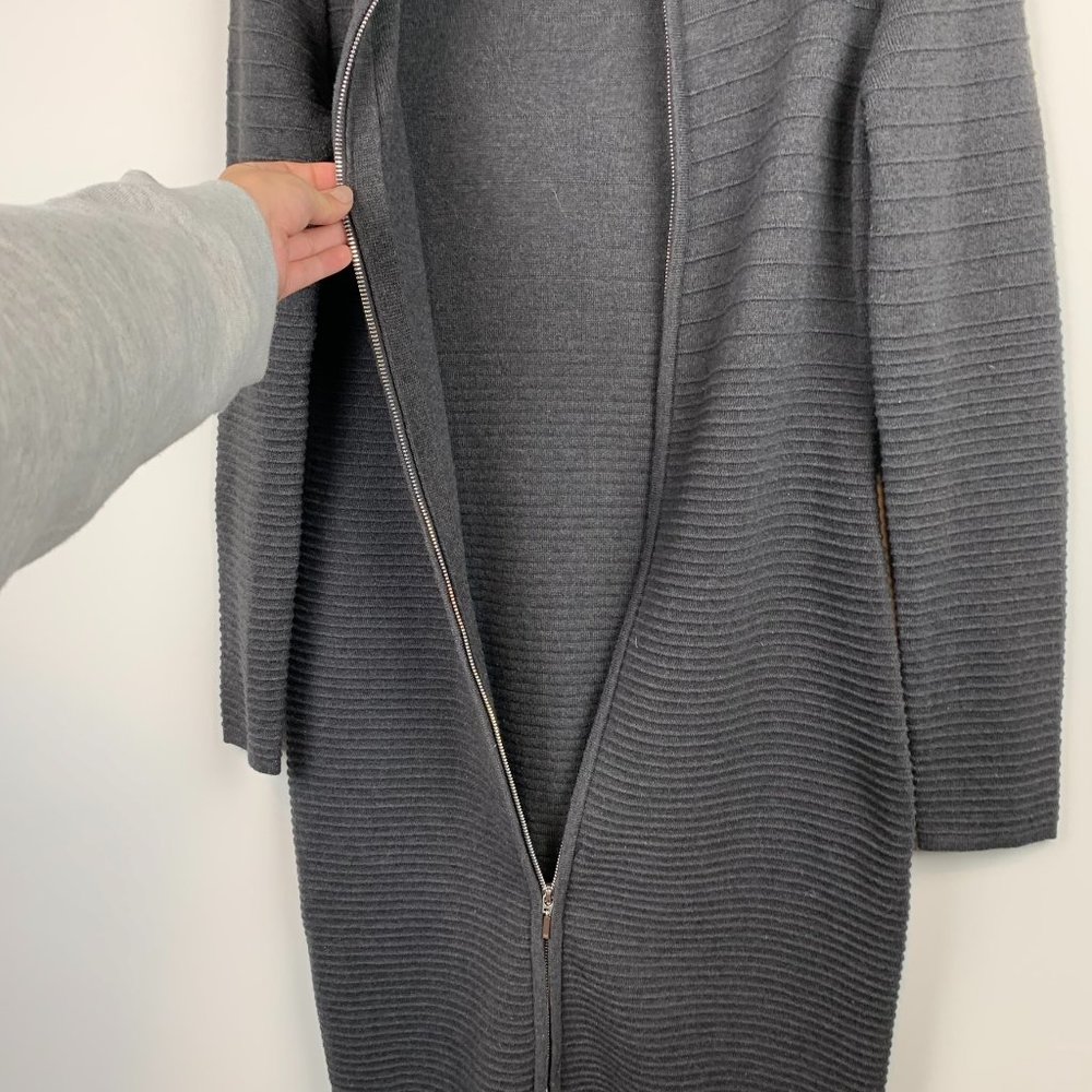 Calvin Klein Ribbed Dress! - Picture 4 of 7